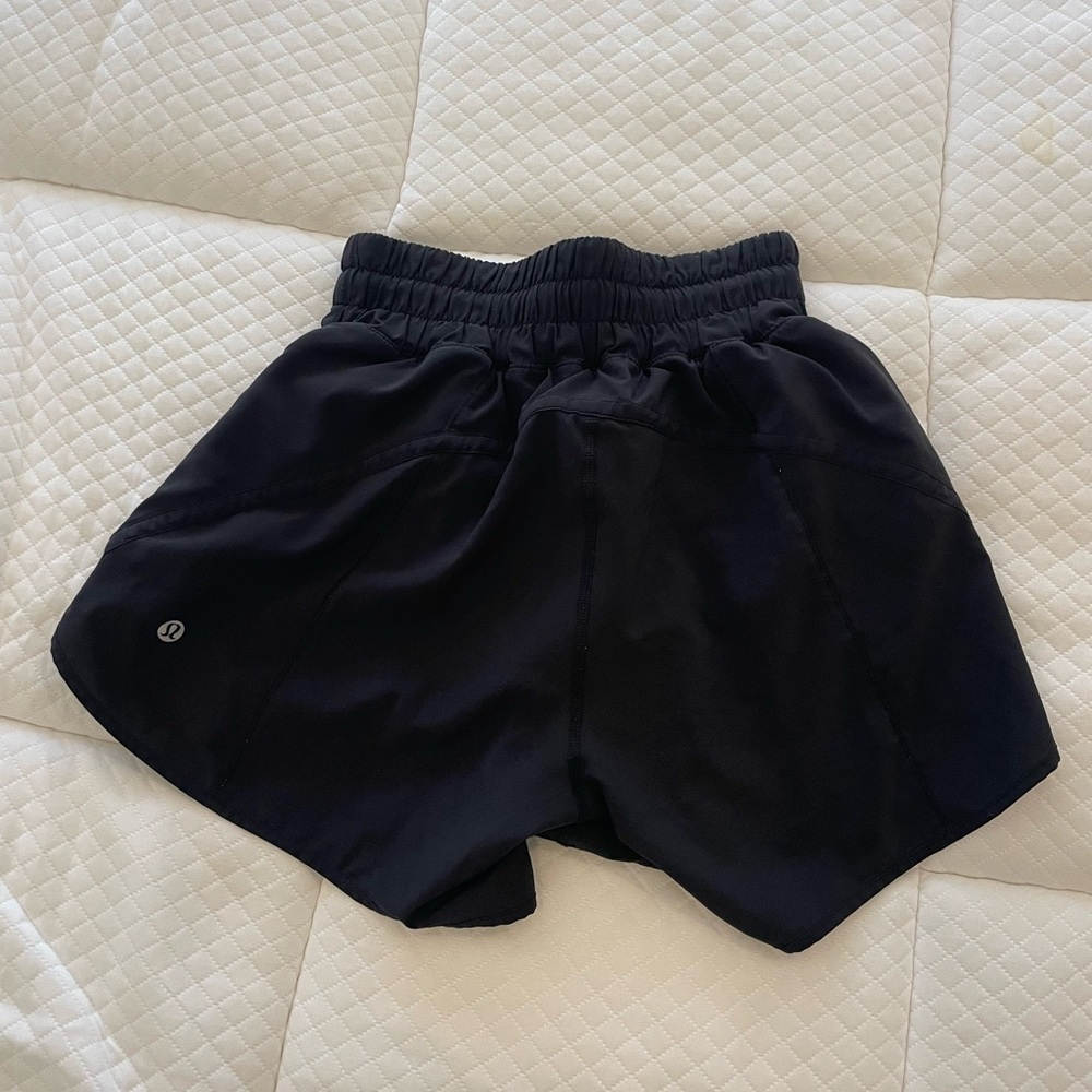 Lululemon Track That Short 5” in Black Size 4